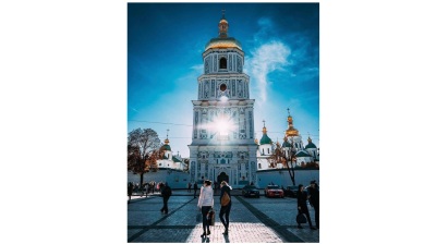 Outbreak of calm grips Ukraine