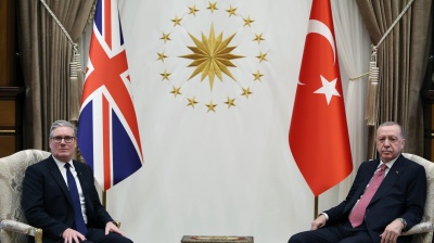 Awkward timing as British PM Starmer arrives in Turkey to sign jet deal on day Erdogan rival is arrested amid UK espionage claims