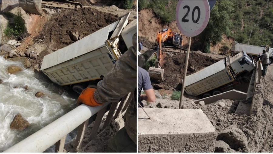 Claims were made in some posts on social networks that photographs show how uranium waste could have ended up in flowing waters as a result of the crash.