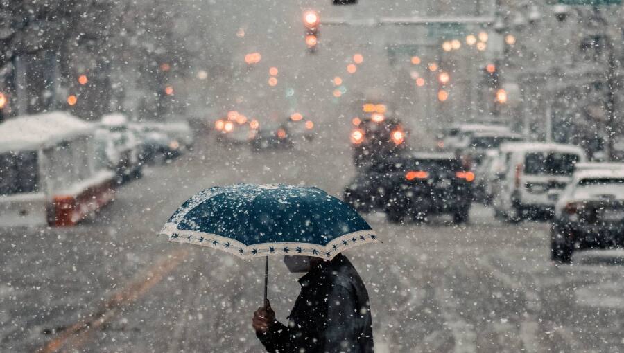 Polar vortex brings Arctic weather to eastern US.