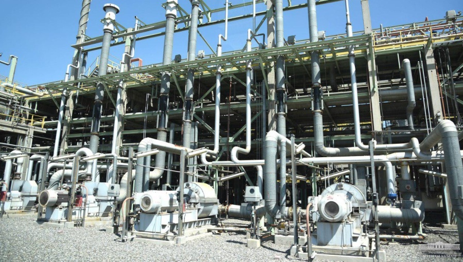 Uzbekistan has an oil deficit, so it hived off 103 of its oldest fields and set up Saneg, a company that uses specialist technology to eek out the last useful reserves and make the most of old deposits.