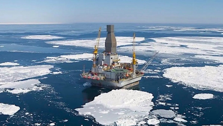 US-Russian relations are warming slowly and both Trump and Putin are interested in restarting business relations. ExxonMobil is the first US company to meet with the Kremlin to discuss a road map towards re-entering the market.