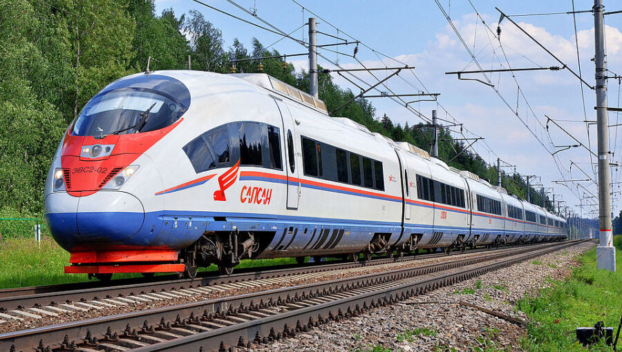 The Kremlin is proposing to finally build a $200bn high speed rail network that will link the major cities of the country.