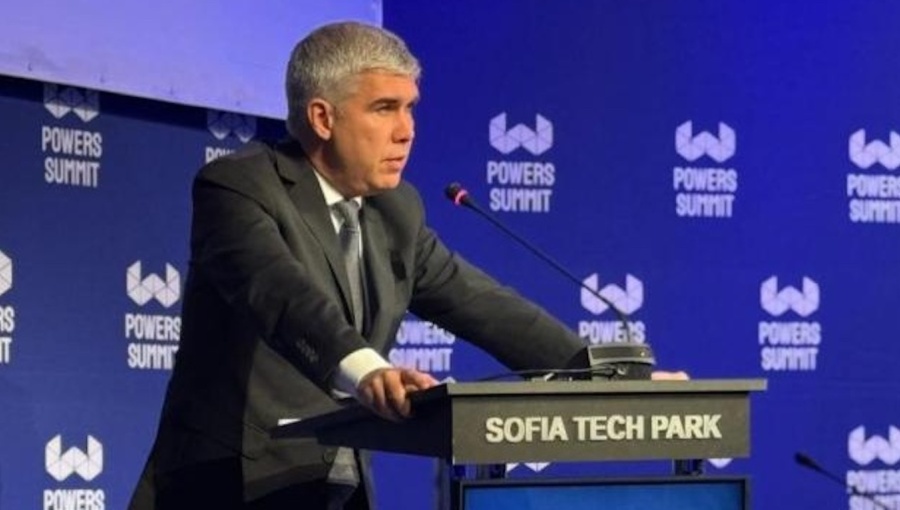 Caretaker Energy Minister Vladimir Malinov says a solution must be found by December 20.