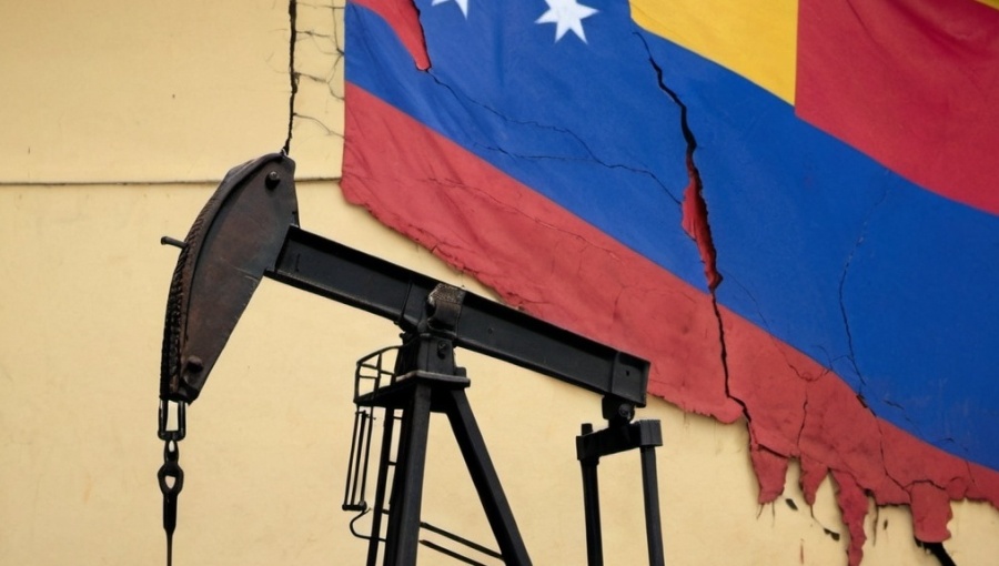 Venezuela is home to the world’s largest proven crude reserves, but its oil industry suffers from a chronic lack of maintenance and investment. The opposition plans to jumpstart the country's recovery by reviving oil and gas production.