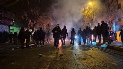 Iranian regime reaching out to the regular army as protests overwhelm the loyal IRGC