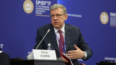 Kudrin’s scissors and the impact of the weak dollar