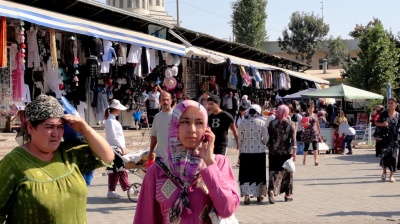Uzbekistan to cut car output amid falling exports, remittances
