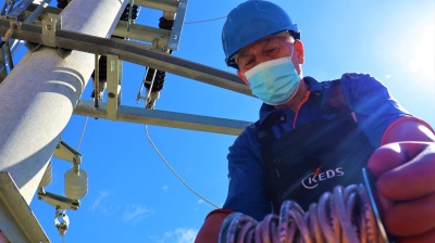Hundreds of Kosovan businesses get power supply cut in row over market liberalisation 