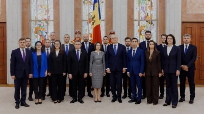 Moldova’s new government sworn in with goal to sign EU accession treaty by 2028