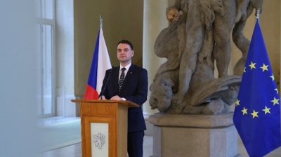 Czech NGOs condemn planned 50% cuts to foreign and humanitarian aid 