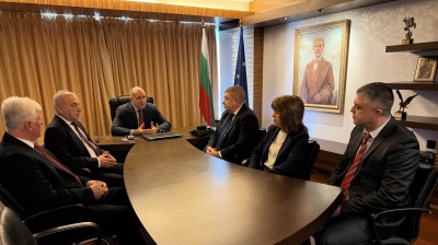 Bulgaria’s former president launches new coalition ahead of April vote