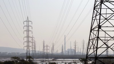 China’s clean-energy boom runs into the limits of its power grid