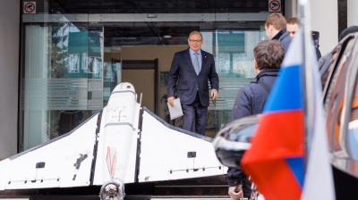 Moldova temporarily closes airspace after Russian drones cross territory