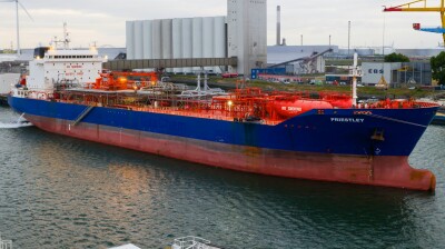 Pakistan warns of post-April LNG gap as supplies start to dry up