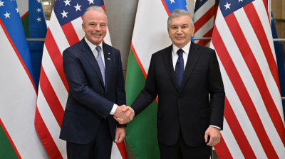 Trump praises “man of his word” Mirziyoyev as Uzbekistan signs $8bn deal for Boeing Dreamliners