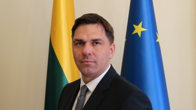 Protests intensify against Lithuanian culture minister exposed in viral sauna video 