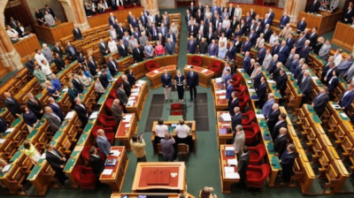 Hungarian parliament approves resolution rejecting EU membership, military support for Ukraine