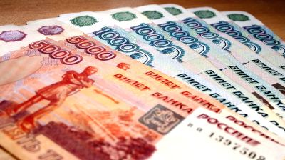 MOSCOW BLOG: Can the cheap ruble save Russia? 
