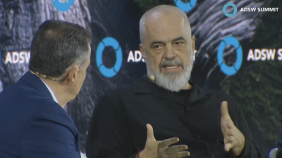 Albanian Prime Minister Edi Rama at the Sustainability Summit in Abu Dhabi. 