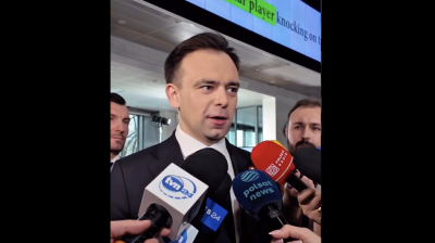 Poland launches 5-6 year drive to catch UK on income