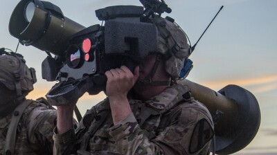 India shifts defence posture with US weapons 