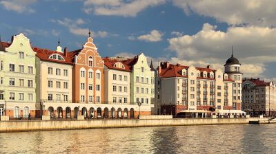 Russia threatens nuclear response to any Nato blockade of Kaliningrad