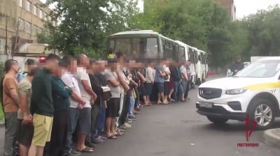 Russia detains 300 Tajiks for migration law violations in Moscow raid