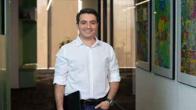 Iran's Digikala co-founder invests record $857,000 in Didar CRM 
