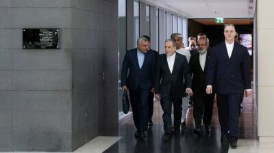 UPDATE: Iran and US begin nuclear talks in Oman amid military tensions