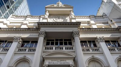 Argentina's central bank sees wider room to build reserves on export and corporate inflows