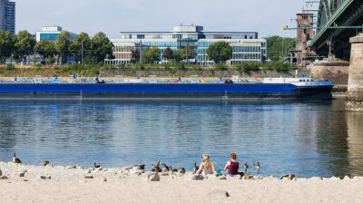 Low Danube levels threaten Serbia’s river traffic, disrupt fuel imports