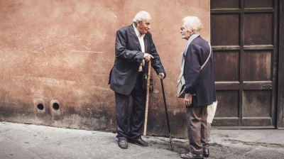 Poland sees record life expectancy amid deepening demographic crisis
