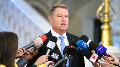 Romania’s president blocks nomination of ministers and top prosecutors