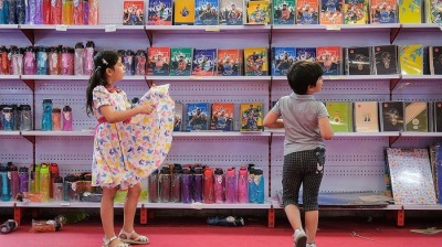 Iran's fertility rate falls to 1.35 as births drop below 900,000