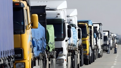 Bottleneck of truck traffic on Kazakh-Russian frontier slowly clearing
