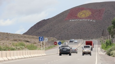 Kyrgyzstan: Driving school overhaul sparks debate over state control and dissent