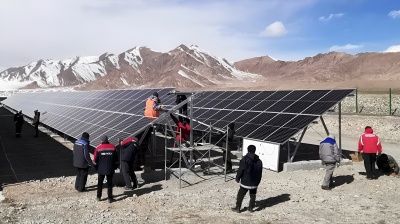 Currently, Tajikistan only has very limited installed solar-power capacity, like the US-sponsored 220-kilowatt Murghob solar power plant pictured here, but the Tajik government has signalled an appetite for larger-scale solar projects.
