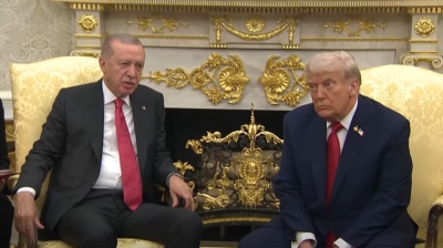 Trump lavishes praise on Erdogan in White House meeting and suggests Turkey stop buying Russian oil and gas