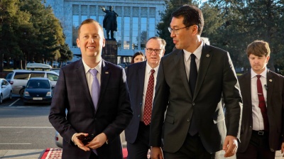 At Bishkek business forum, US tries to build links as visa barriers rise