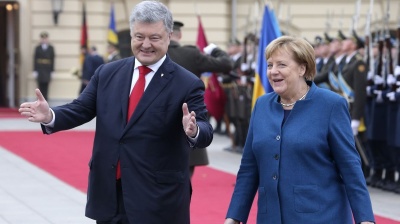 KRUK REPORT: Merkel gives Poroshenko an image bump with a trip to Kyiv