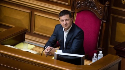 Zelenskiy facing growing domestic crisis as support in his own party melts