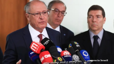 Brazil seeks more time to negotiate as Trump tariffs threaten significant economic damage