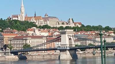 Hungary kicks off the year with Fx bond issue