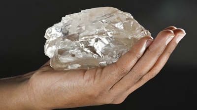 Botswana weighs bigger De Beers stake as due diligence on Anglo diamond sale winds up