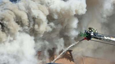 Blaze sweeps through fuel market in northern Afghanistan