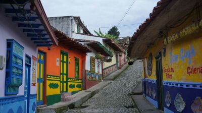 Foreign influencers fuel Colombia's tourism boom as revenues hit record $40bn