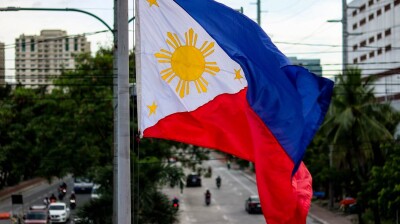 BSP urges lower costs to widen Philippine financial access