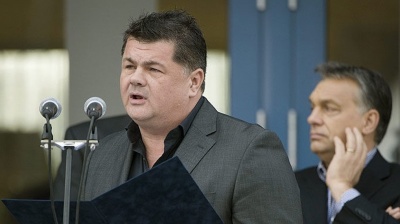 Businessman close to Hungarian PM gains ownership of flagship construction company