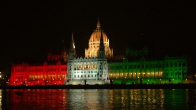Hungarian policymakers concede 2.4% growth target out of reach 